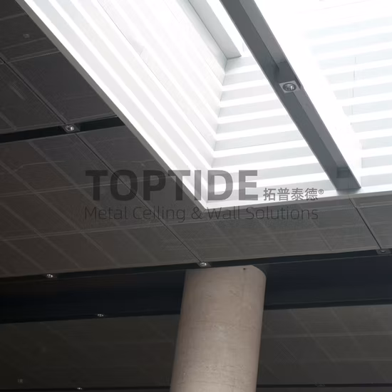 La colonne en aluminium de porche enveloppe les couvertures de panneau 